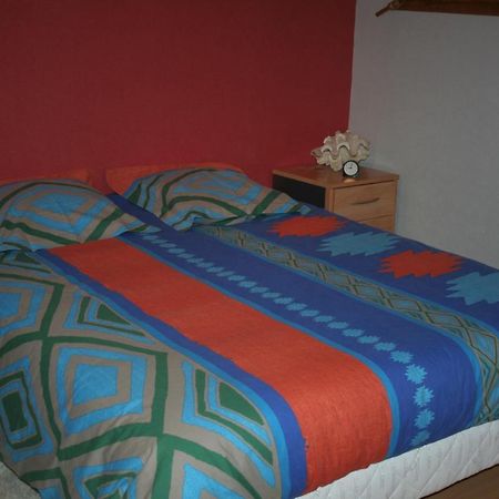 Chambre D'Hotes "Les Crets" Mercury Bagian luar foto