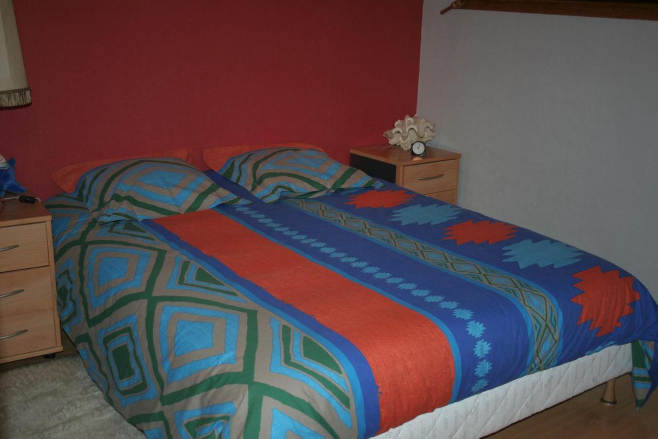 Chambre D'Hotes "Les Crets" Mercury Bagian luar foto