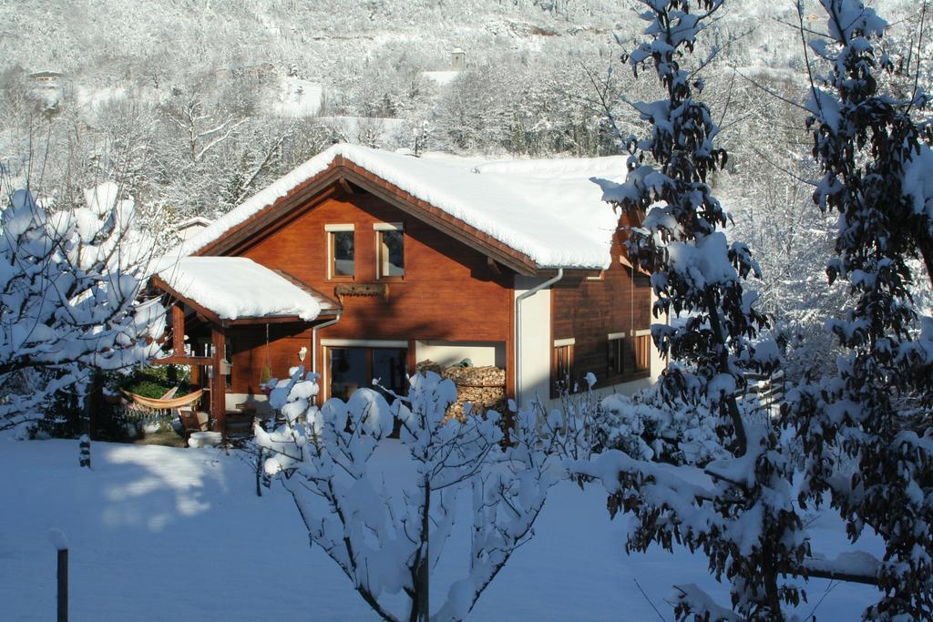 Chambre D'Hotes "Les Crets" Mercury Bagian luar foto