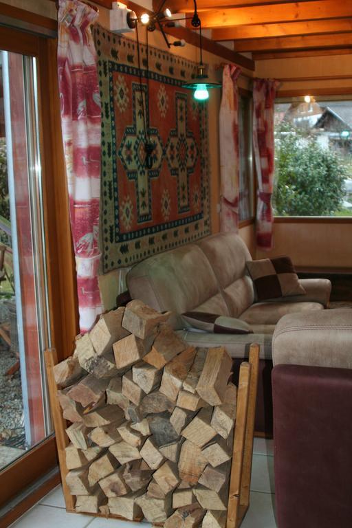 Chambre D'Hotes "Les Crets" Mercury Bagian luar foto